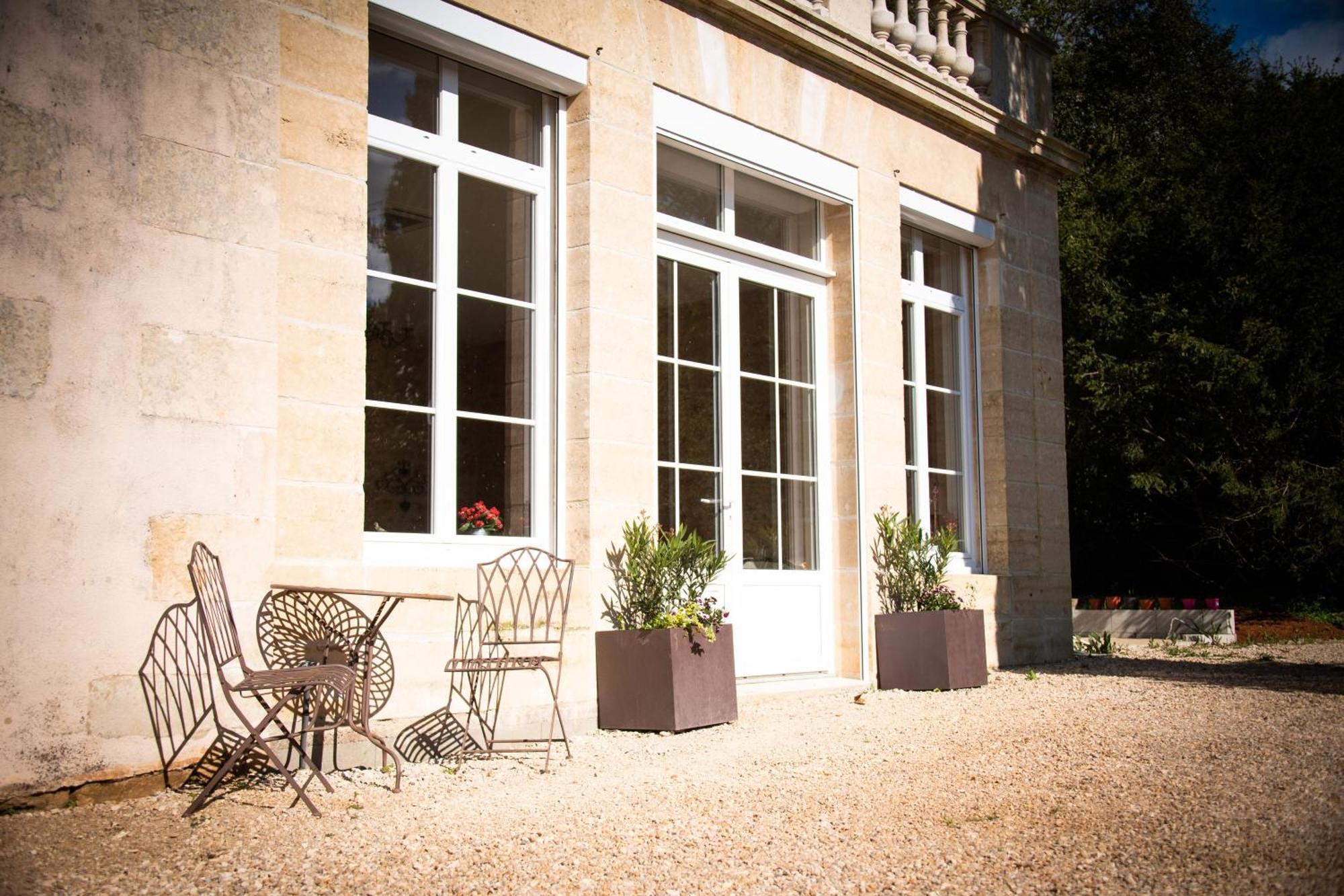 Domaine De La Briouse Bed & Breakfast Sanxay Exterior foto