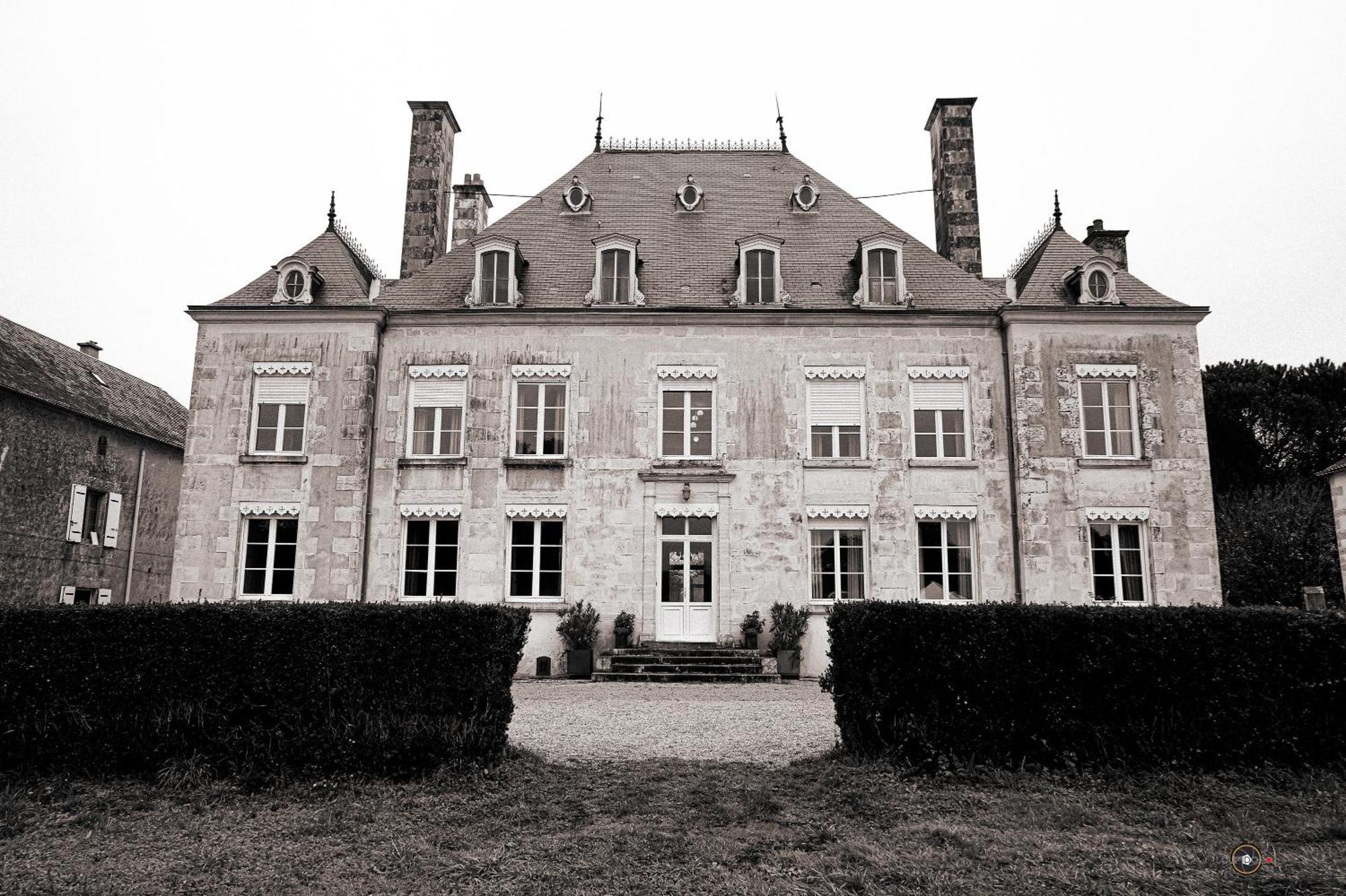 Domaine De La Briouse Bed & Breakfast Sanxay Exterior foto